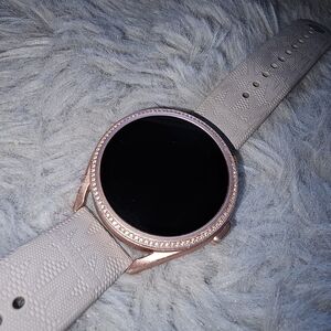 ✨ Michael Kors Gen 5E Darci Pavé Smartwatch ✨1